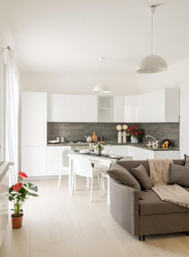 Fco Secrets Luxury Apartment Fiumicino Exterior foto