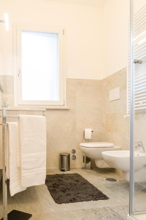 Fco Secrets Luxury Apartment Fiumicino Exterior foto